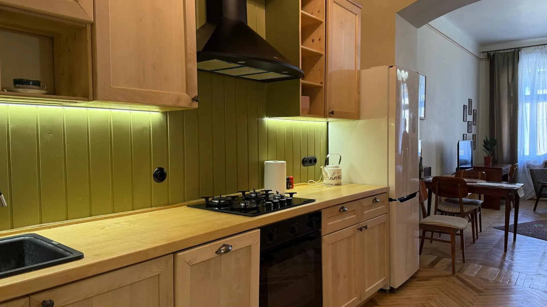 Aesthetic Apartment Near Main Square Lviv 0*,